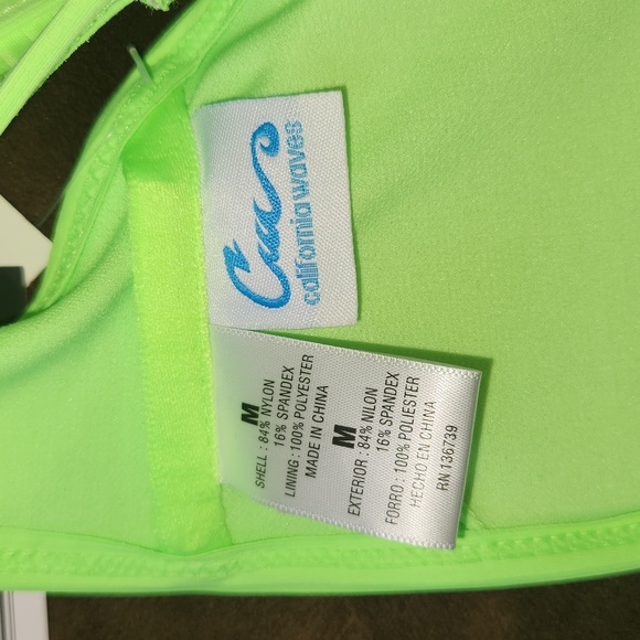 CALIFORNIA WAVES BIKINI TOP SIZE M  NEON GREEN NEW WITH TAGS - Picture 5 of 10